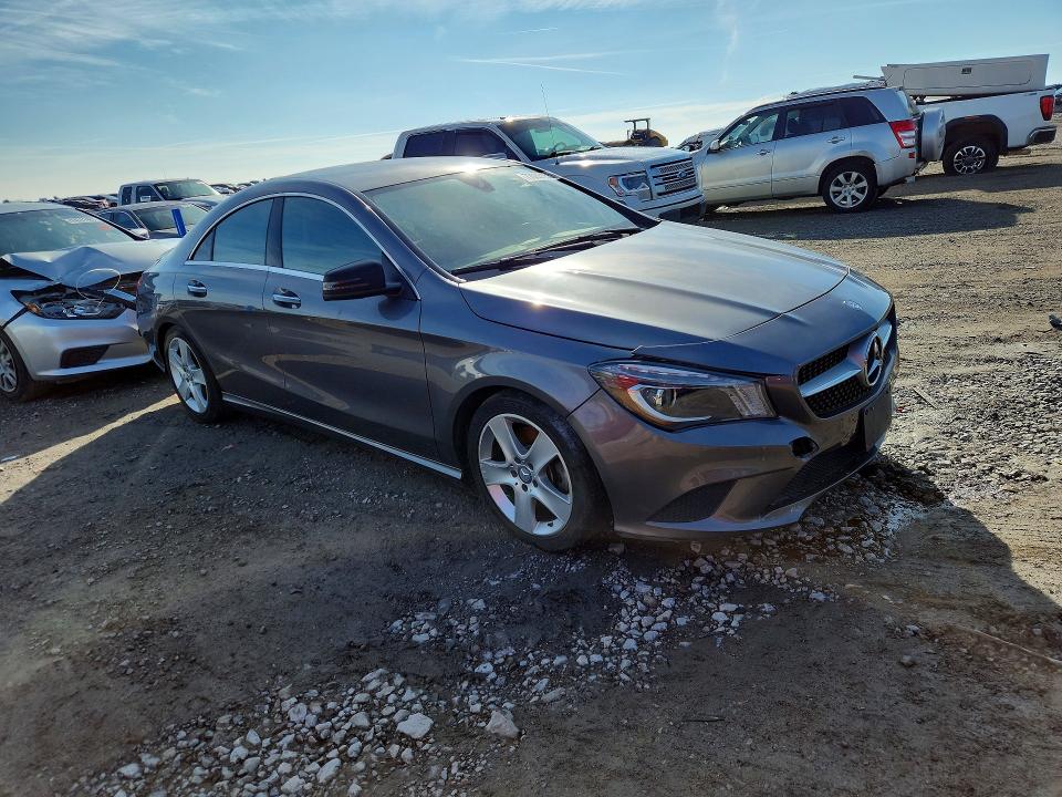 Photo 4 from auction – 2016 MERCEDES-BENZ CLA with VIN WDDSJ4EB6GN333734