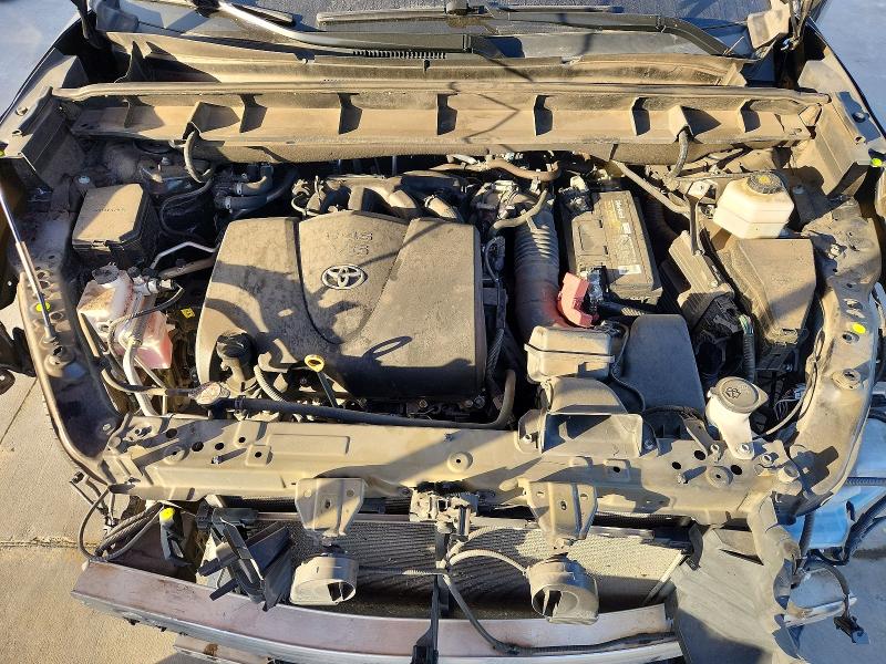 Photo 12 from auction – 2021 TOYOTA HIGHLANDER with VIN 5TDFZRBH1MS109903
