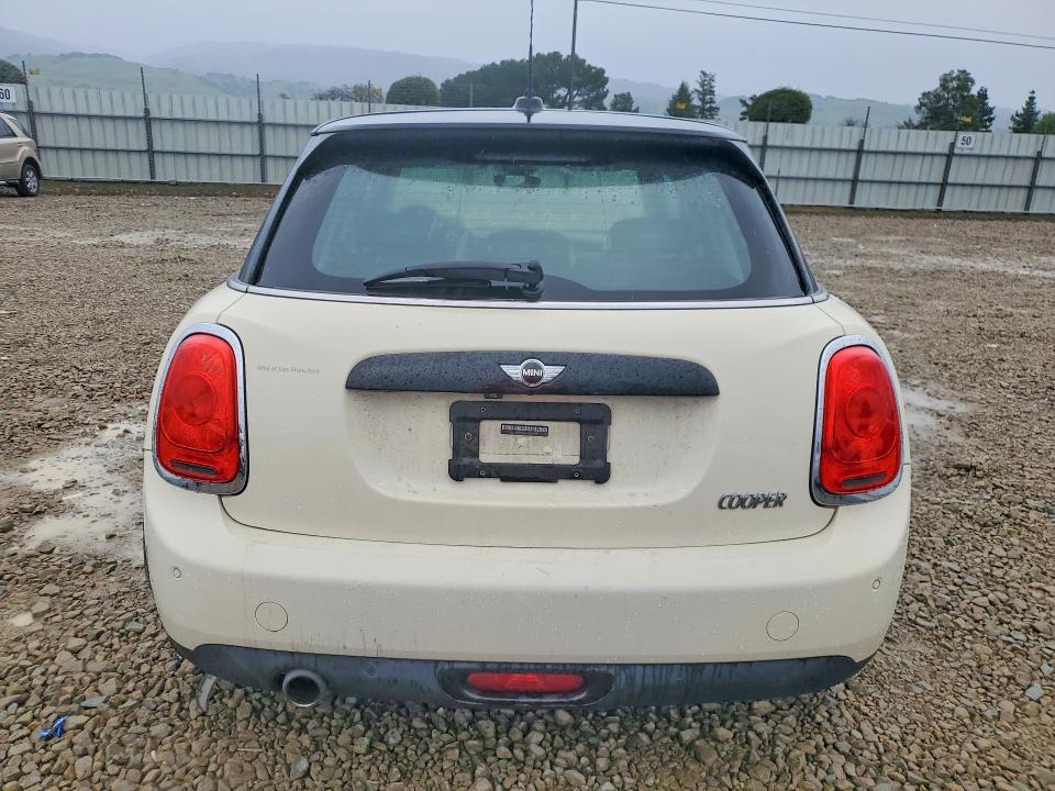 Photo 6 from auction – 2018 MINI COOPER with VIN WMWXU1C55J2F81386