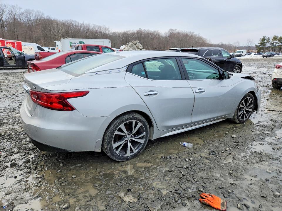 Photo 3 from auction – 2017 NISSAN MAXIMA with VIN 1N4AA6AP6HC431720