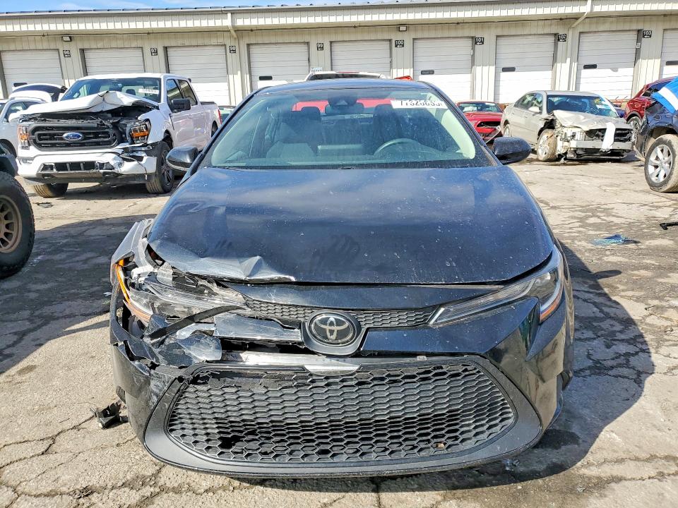 Photo 5 from auction – 2022 TOYOTA COROLLA with VIN 5YFEPMAE0NP320872