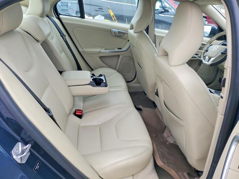 Photo 10 from auction – 2015 VOLVO S60 PREMIE with VIN YV1612TK4F1344959