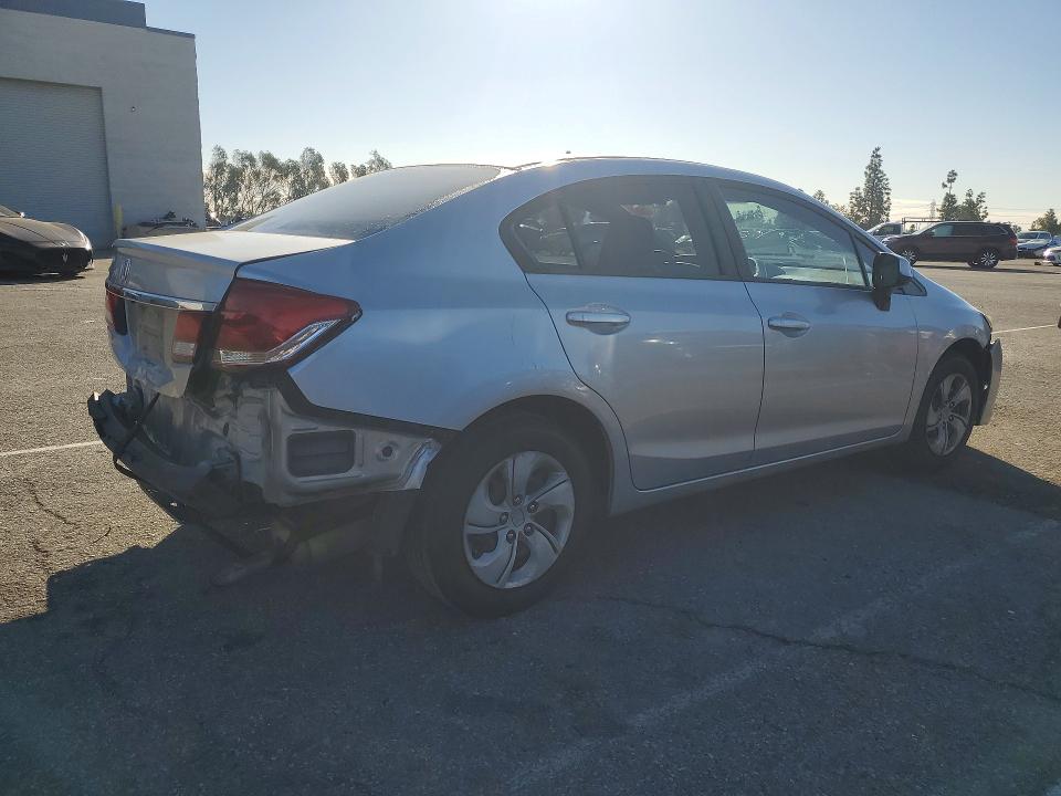Zdjęcie 3 z aukcji – 2013 HONDA CIVIC z VIN 19XFB2F58DE225363