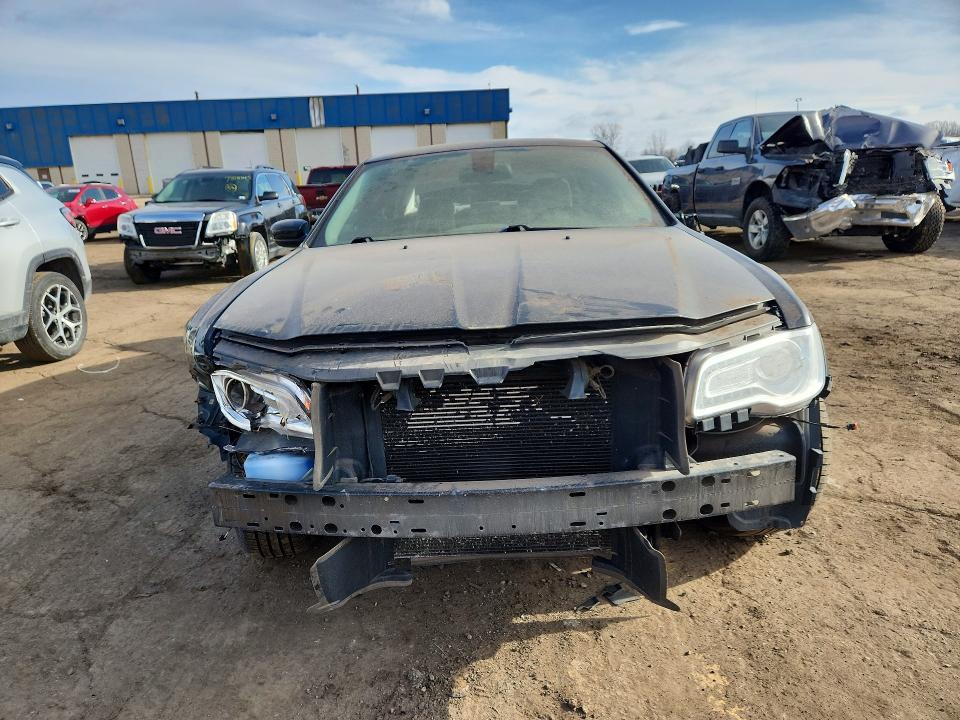 Photo 5 from auction – 2015 CHRYSLER 300 with VIN 2C3CCAAG5FH739363
