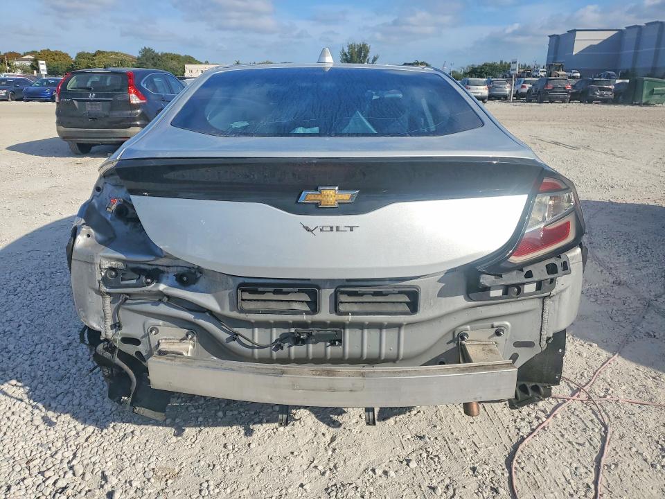 Photo 6 from auction – 2017 CHEVROLET VOLT LT with VIN 1G1RC6S54HU213413