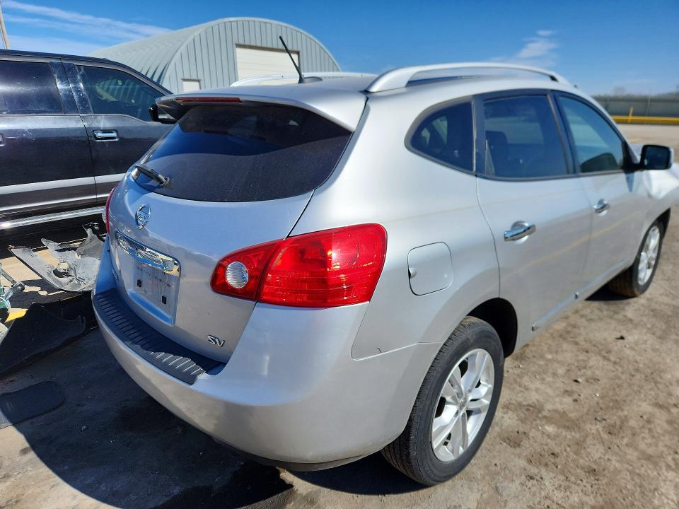 Photo 3 from auction – 2012 NISSAN ROGUE with VIN JN8AS5MT0CW604721
