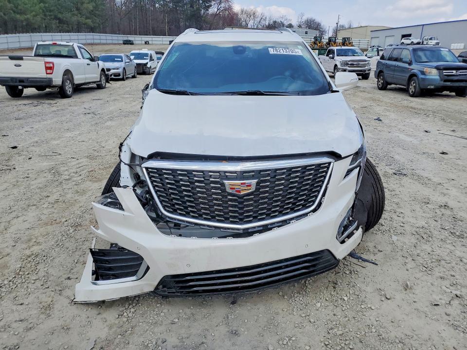 Photo 5 from auction – 2022 CADILLAC XT5 with VIN 1GYKNCRS4NZ170259
