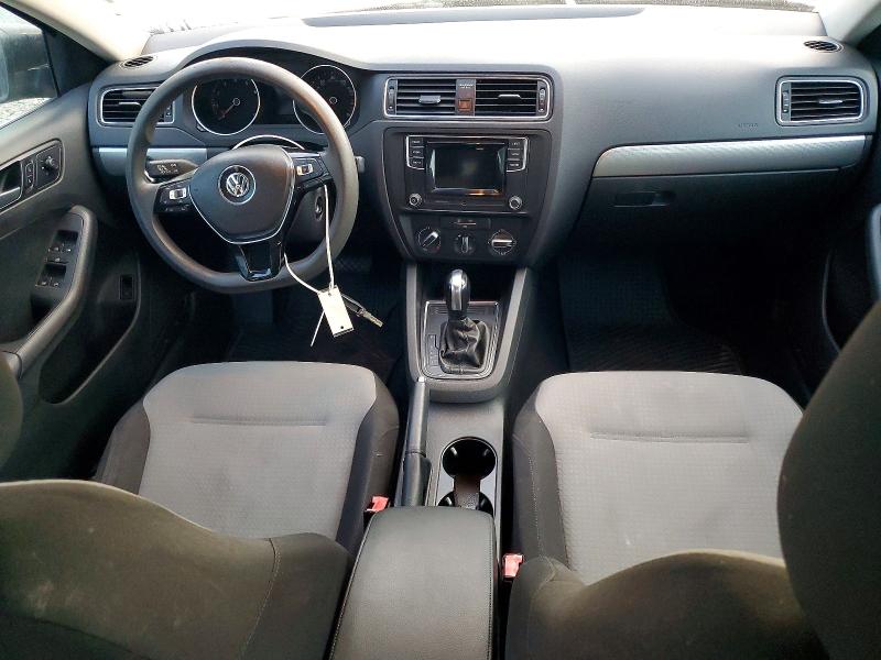 Photo 8 from auction – 2017 VOLKSWAGEN JETTA S with VIN 3VW2B7AJ2HM376451