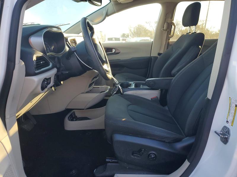 Photo 7 from auction – 2020 CHRYSLER PACIFICA T with VIN 2C4RC1FG7LR122034