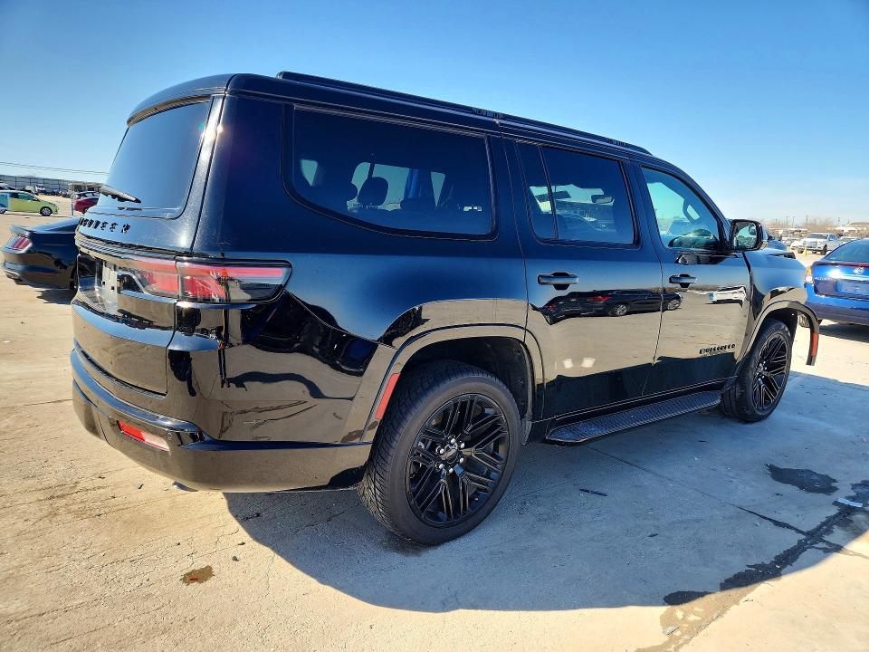 Photo 3 from auction – 2024 JEEP WAGONEER S with VIN 1C4SJVBPXRS105644