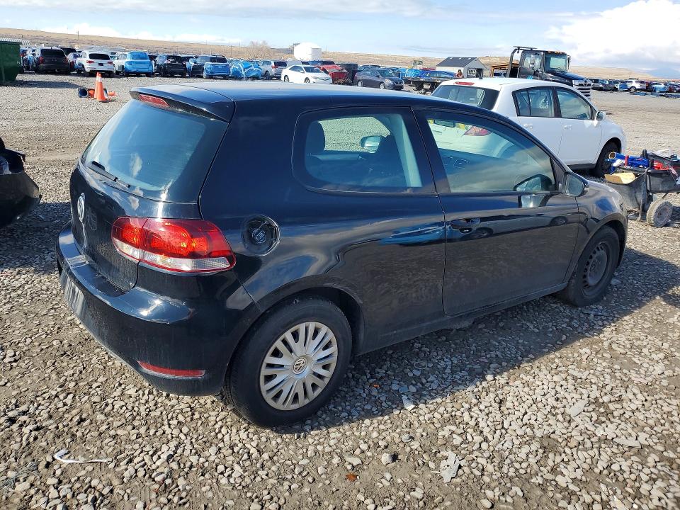 Photo 3 from auction – 2013 VOLKSWAGEN GOLF with VIN WVWAB7AJ8DW088877