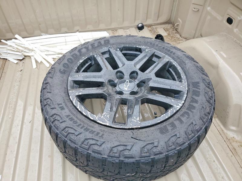 Photo 12 from auction – 2023 CHEVROLET SILVERADO with VIN 3GCUDFELXPG195204