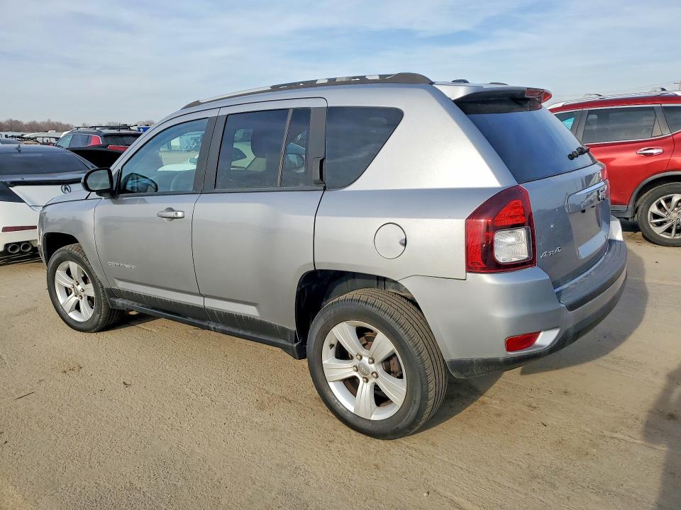 Photo 2 from auction – 2016 JEEP COMPASS with VIN 1C4NJDBB4GD556727