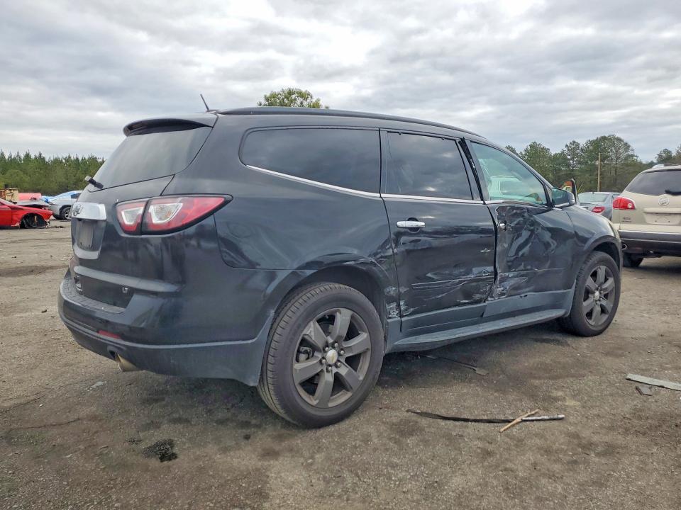 Photo 3 from auction – 2017 CHEVROLET TRAVERSE with VIN 1GNKRHKD8HJ351586