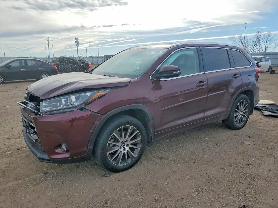 TOYOTA HIGHLANDER 2018 with VIN 5TDDZRFH5JS859415 - Photo from auction