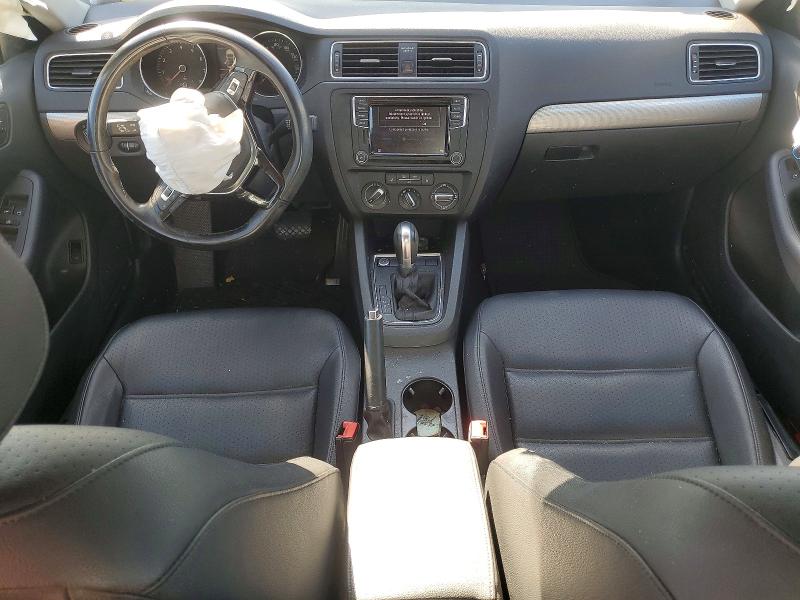 Photo 8 from auction – 2017 VOLKSWAGEN JETTA SE with VIN 3VWDB7AJ0HM350150
