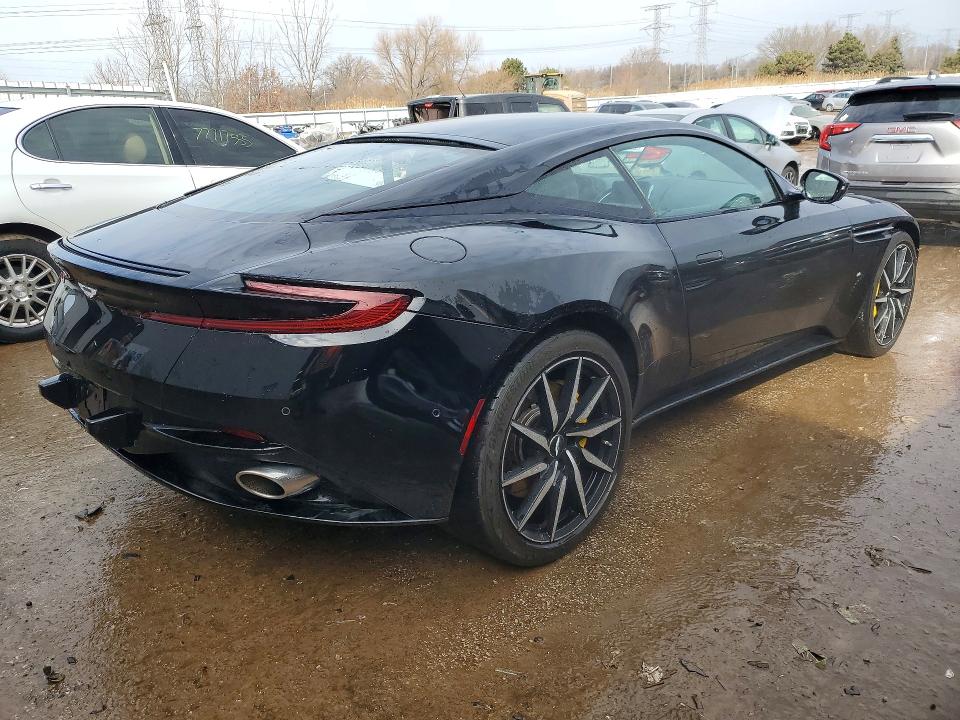 Photo 3 from auction – 2018 ASTON MARTIN DB11 with VIN SCFRMFAV4JGL03396