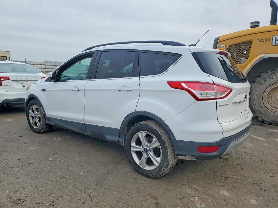 Photo 2 from auction – 2016 FORD ESCAPE with VIN 1FMCU9GX0GUB80264