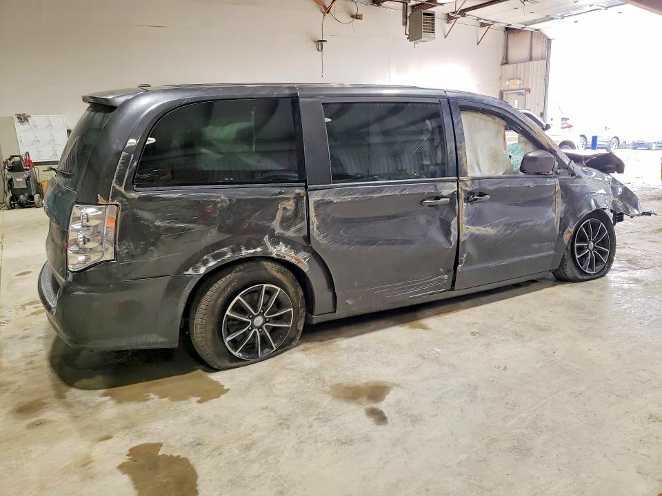 Photo 3 from auction – 2018 DODGE GRAND CARAVAN with VIN 2C4RDGCG5JR256302