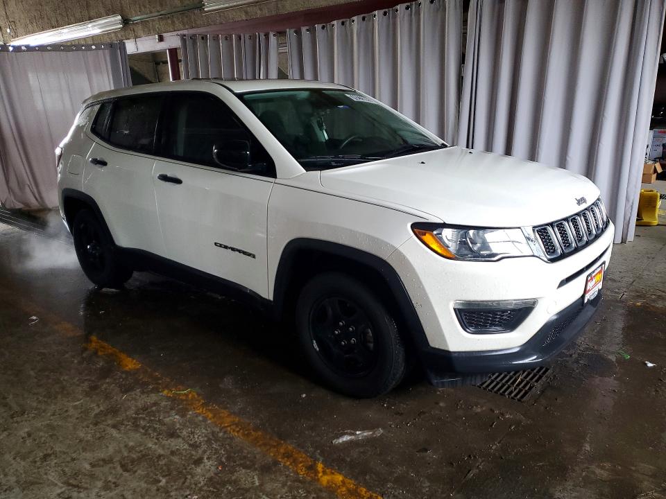 Photo 4 from auction – 2020 JEEP COMPASS with VIN 3C4NJCAB7LT211529