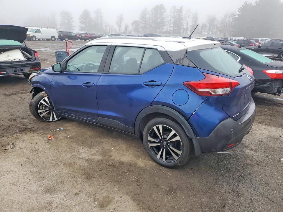 Photo 2 from auction – 2020 NISSAN KICKS with VIN 3N1CP5CV3LL552129