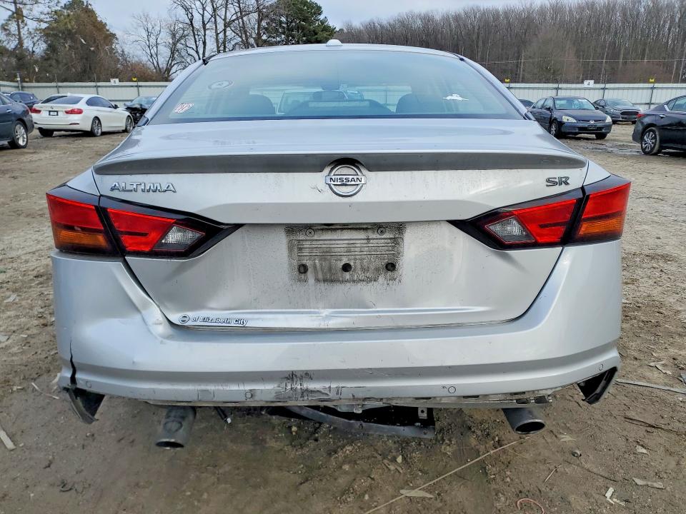 Photo 6 from auction – 2020 NISSAN ALTIMA SR with VIN 1N4BL4CV0LC235697