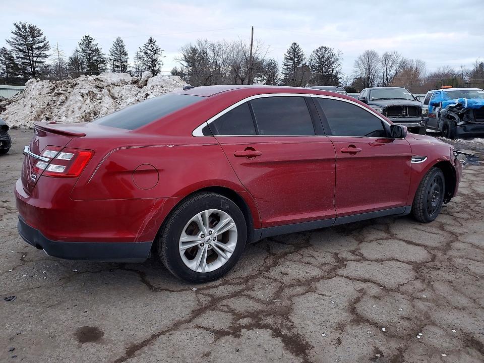 Photo 3 from auction – 2014 FORD TAURUS SEL with VIN 1FAHP2H85EG128436