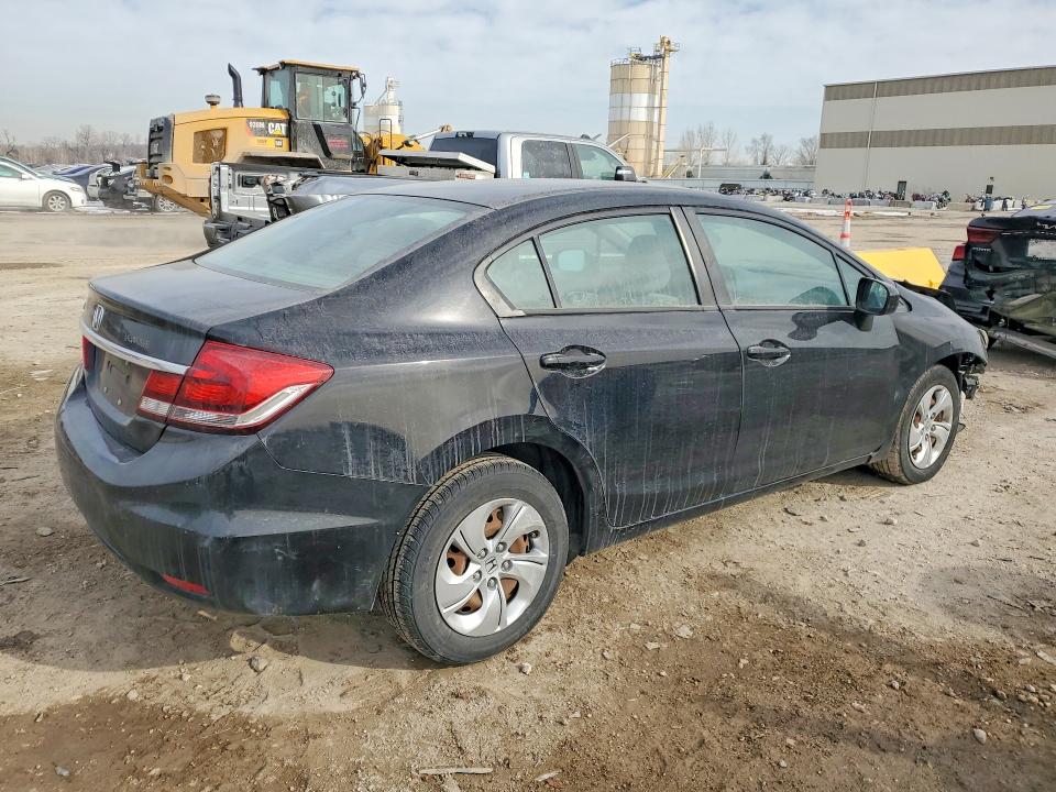 Photo 3 from auction – 2015 HONDA CIVIC LX with VIN 2HGFB2F5XFH512194