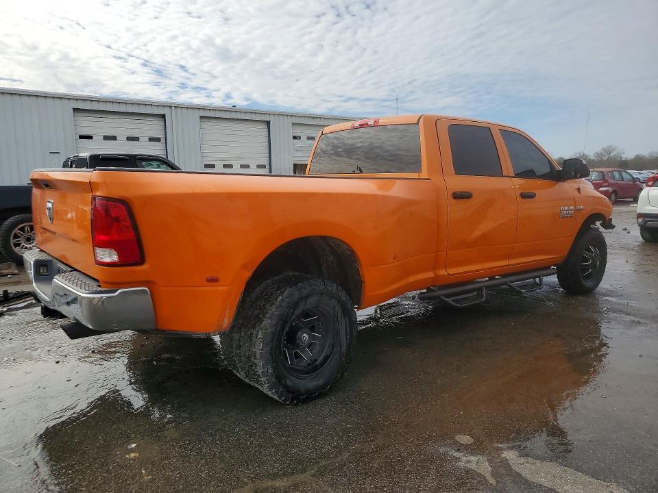 Photo 3 from auction – 2015 RAM 3500 with VIN 3C63RPGJ0FG555522