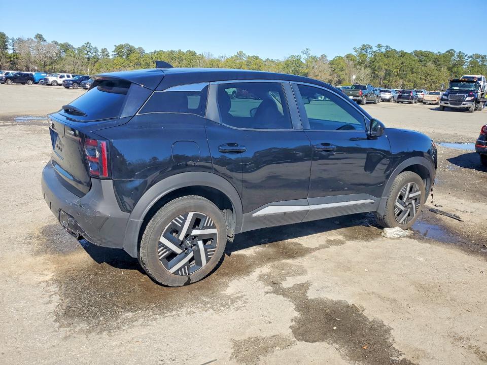 Photo 3 from auction – 2025 NISSAN KICKS with VIN 3N8AP6CAXSL311937