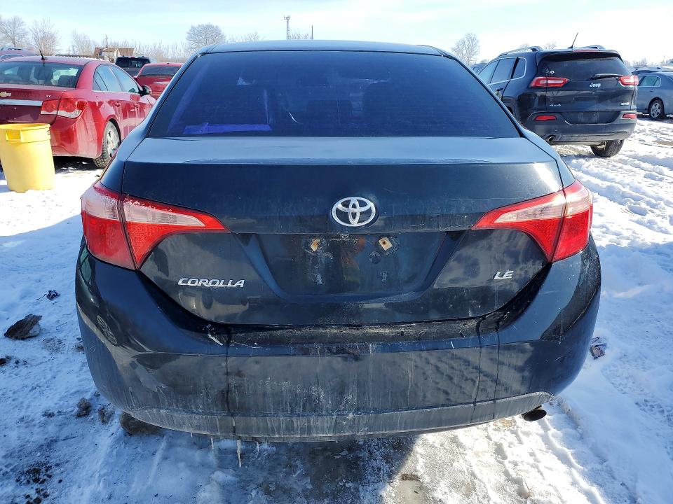 Photo 6 from auction – 2018 TOYOTA COROLLA with VIN 2T1BURHE0JC982847