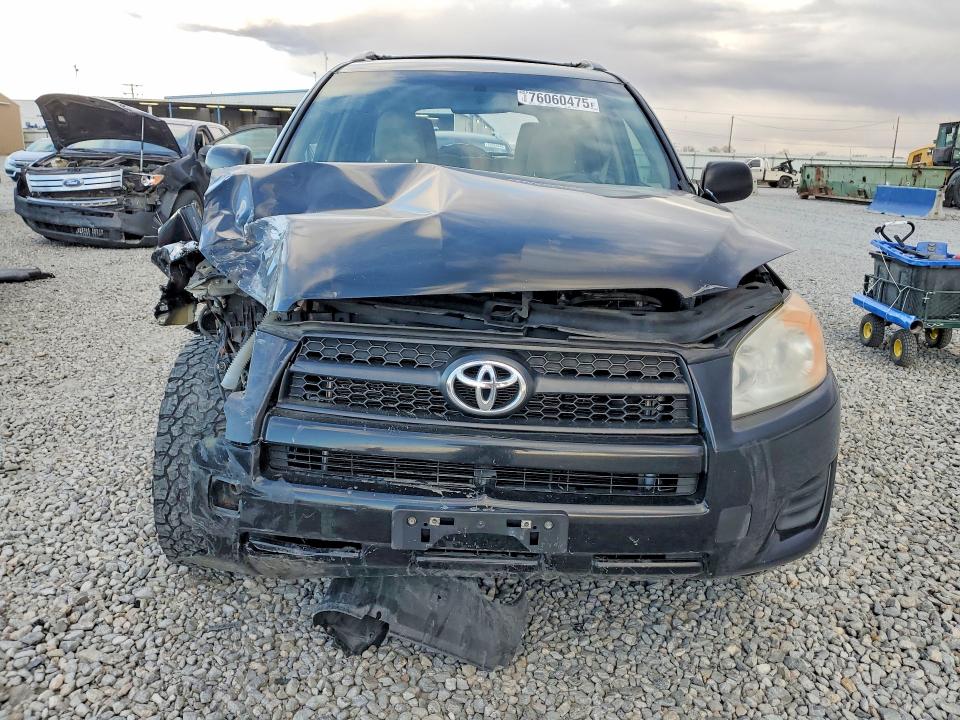 Photo 5 from auction – 2012 TOYOTA RAV4 with VIN JTMBF4DV4CD046206