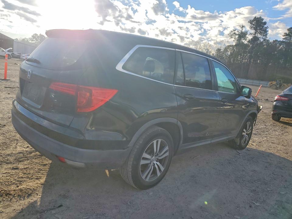 Photo 3 from auction – 2016 HONDA PILOT EXL with VIN 5FNYF5H58GB014528