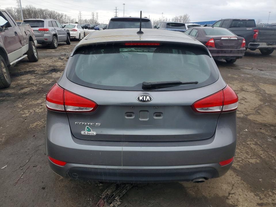 Photo 6 from auction – 2016 KIA FORTE5 with VIN KNAFK5A84G5659053