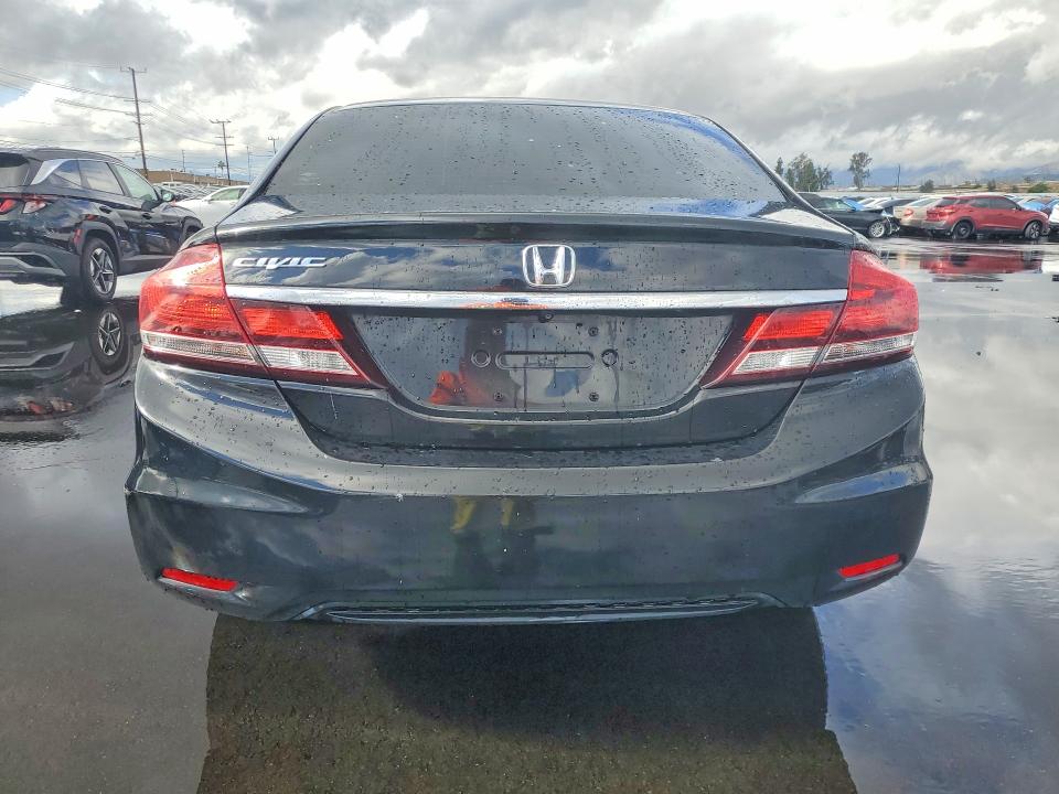 Фото 6 с аукциона – 2015 HONDA CIVIC с VIN 19XFB2F57FE265470