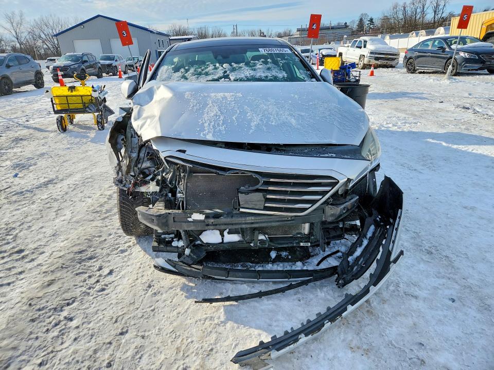 Photo 5 from auction – 2015 HYUNDAI SONATA with VIN 5NPE34AFXFH197827