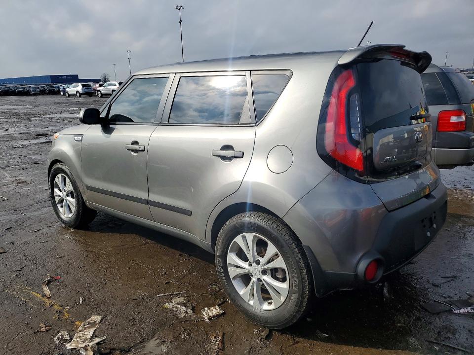 Photo 2 from auction – 2015 KIA SOUL with VIN KNDJP3A57F7119112
