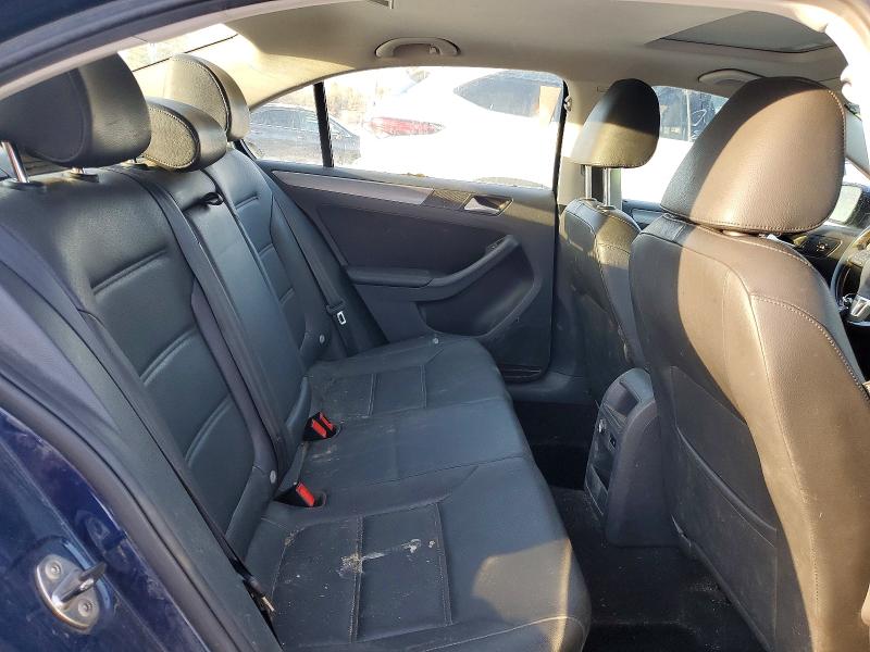 Photo 10 from auction – 2014 VOLKSWAGEN JETTA TDI with VIN 3VWLL7AJ6EM376059