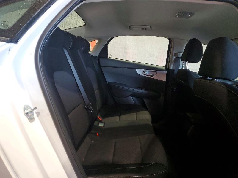 Photo 10 from auction – 2024 KIA FORTE with VIN 3KPF24AD4RE760577