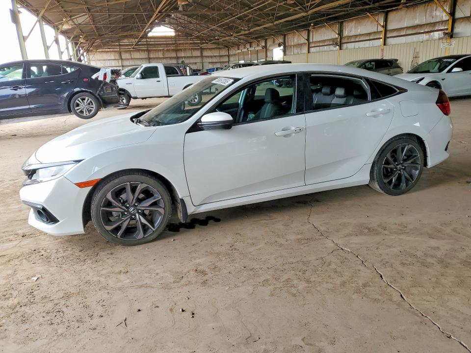 HONDA CIVIC 2019 z numerem VIN 19XFC2F8XKE019367 - Zdjęcie z aukcji