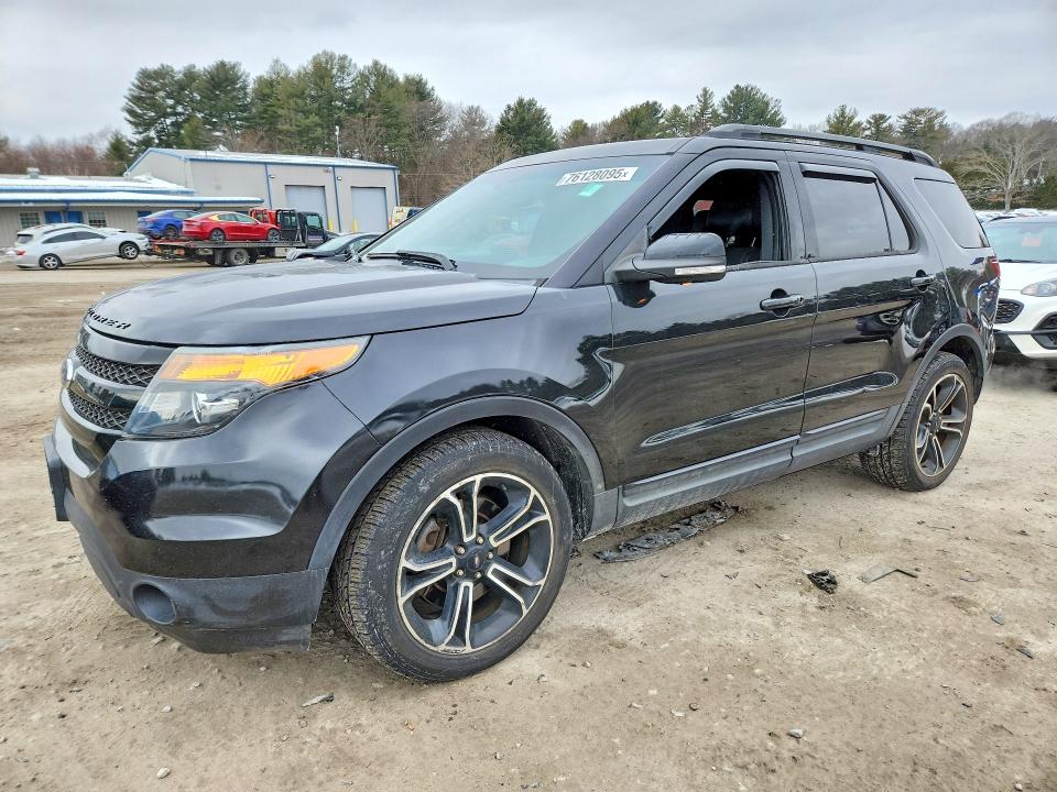 FORD EXPLORER 2015 with VIN 1FM5K8GT3FGB70475 - Photo from auction