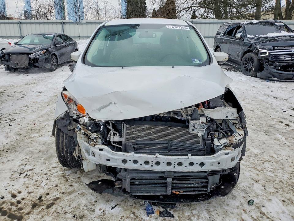Photo 5 from auction – 2017 FORD C-MAX SE with VIN 1FADP5AU3HL113548