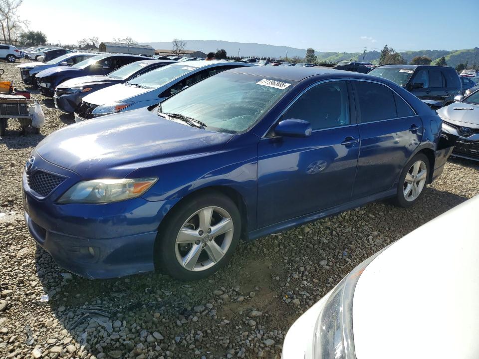 TOYOTA CAMRY 2011 with VIN 4T1BF3EK7BU631838 - Photo from auction