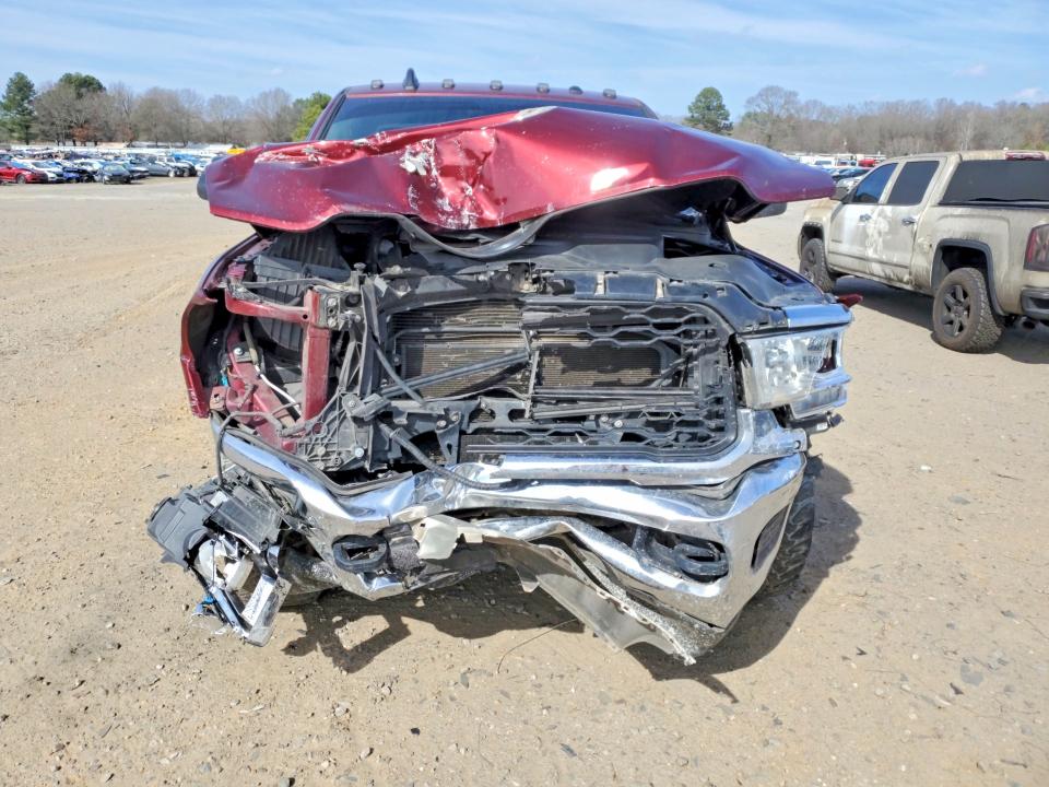 Photo 5 from auction – 2019 RAM 2500 with VIN 3C6UR5CJXKG554001