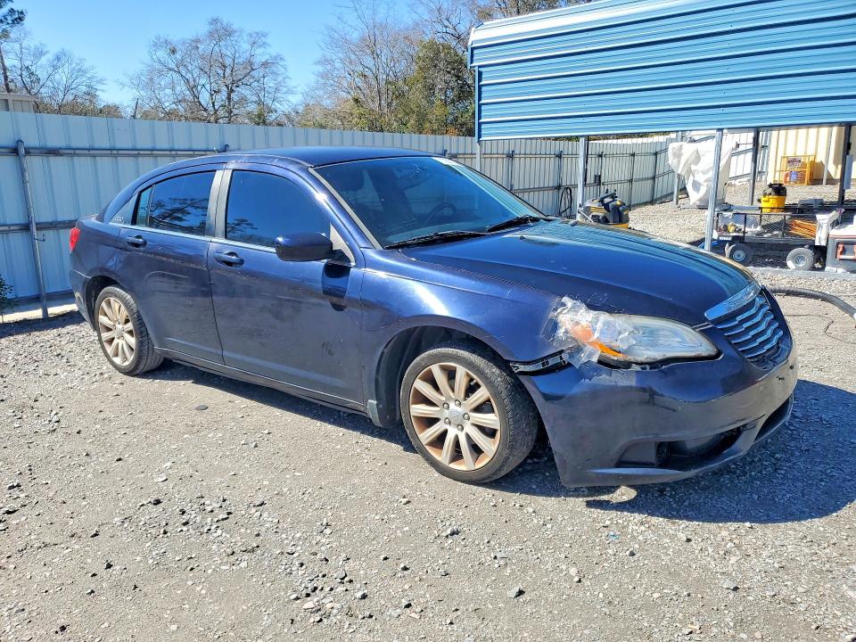 Photo 4 from auction – 2011 CHRYSLER 200 with VIN 1C3BC1FG5BN600405