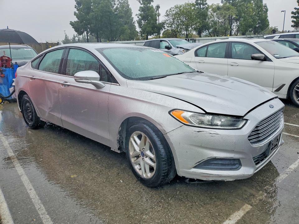 Photo 4 from auction – 2014 FORD FUSION with VIN 3FA6P0H78ER247710