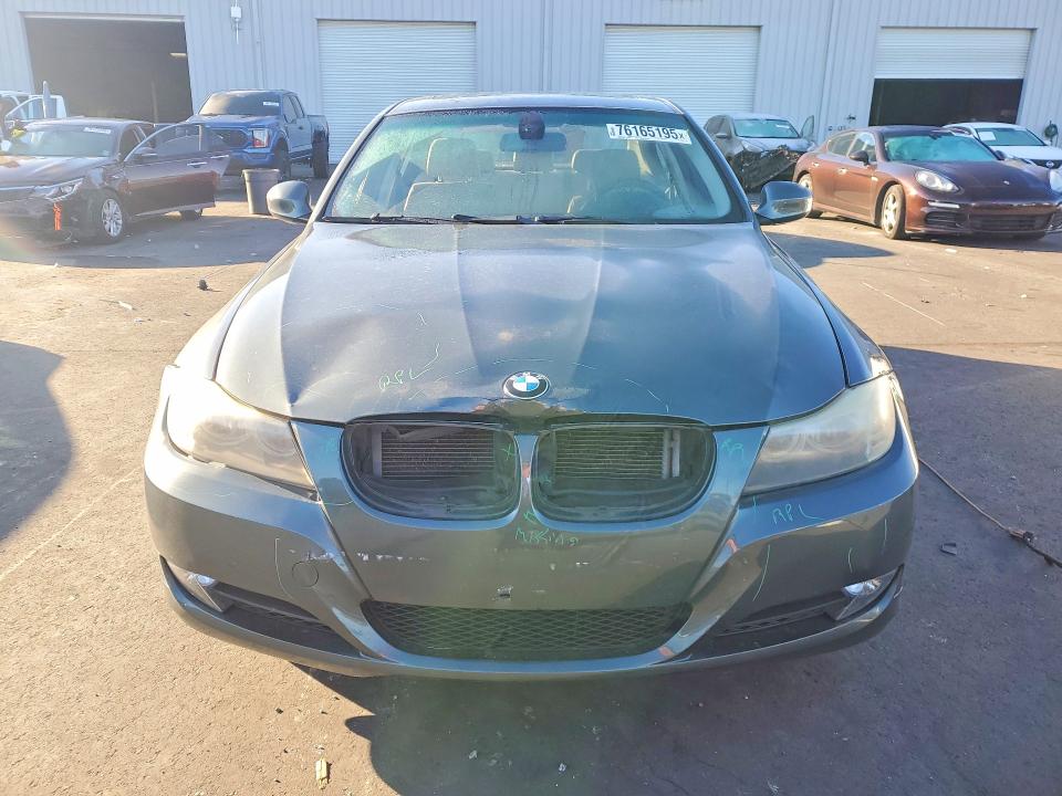 Photo 5 from auction – 2011 BMW 328 I with VIN WBAPH7C55BE678236