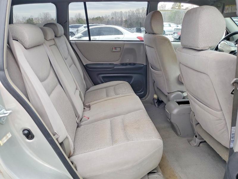 Photo 11 from auction – 2002 TOYOTA HIGHLANDER with VIN JTEGF21A020051965