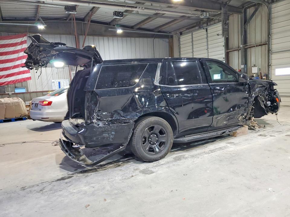 Photo 3 from auction – 2023 CHEVROLET TAHOE with VIN 1GNSKLED8PR472363