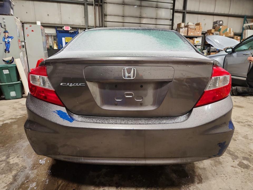 Photo 6 from auction – 2012 HONDA CIVIC with VIN 2HGFB2F43CH062472